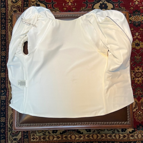 Alice + Olivia Women's White Puffy Sleeve Top Size S. - Picture 4 of 8